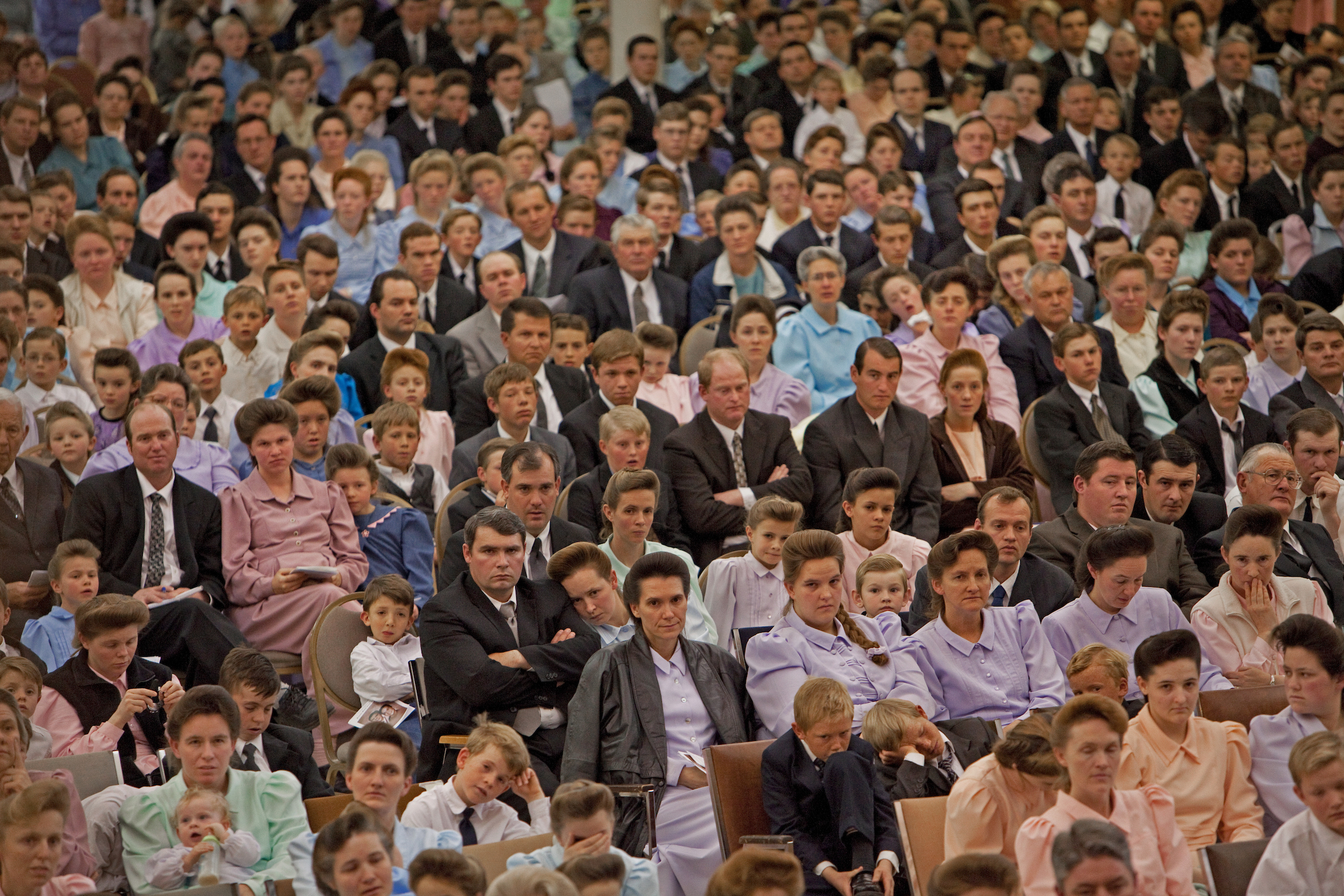 Thousands of FLDS members attend a funeral in Hilldale, Utah.